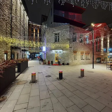 Vip Rotermanni * タリン